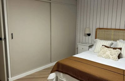 Rental of a large bright apartment with 2 bedrooms, 125 m², Alicante, Spain